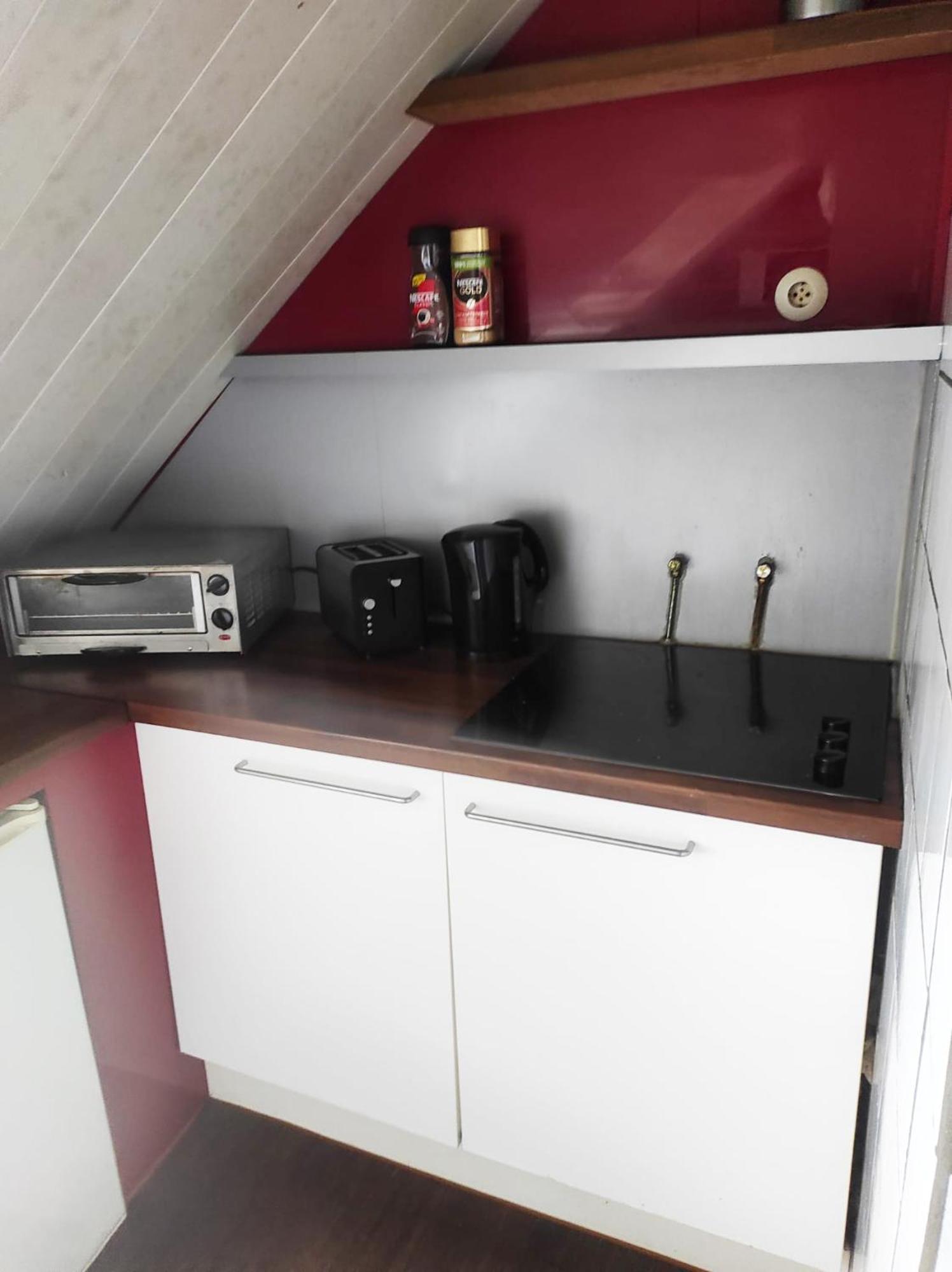 Moderne Studio Apartments Und 120Qm Wohnungen In Oberhausen, Ideal Fuer Geschaeftsreisende Und Monteure Oberhausen  Luaran gambar