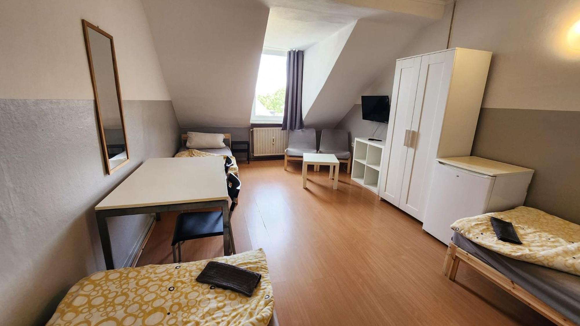 Moderne Studio Apartments Und 120Qm Wohnungen In Oberhausen, Ideal Fuer Geschaeftsreisende Und Monteure Oberhausen  Luaran gambar