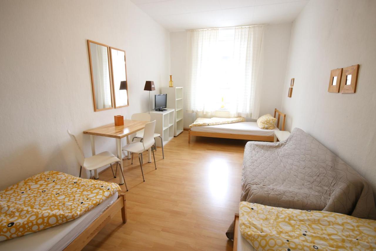 Moderne Studio Apartments Und 120Qm Wohnungen In Oberhausen, Ideal Fuer Geschaeftsreisende Und Monteure Oberhausen  Luaran gambar
