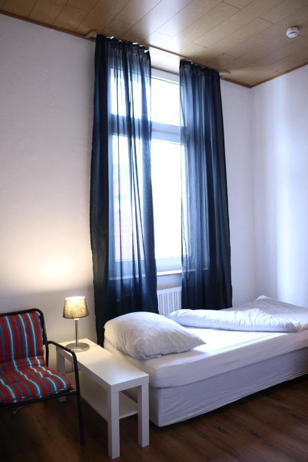 Moderne Studio Apartments Und 120Qm Wohnungen In Oberhausen, Ideal Fuer Geschaeftsreisende Und Monteure Oberhausen  Luaran gambar