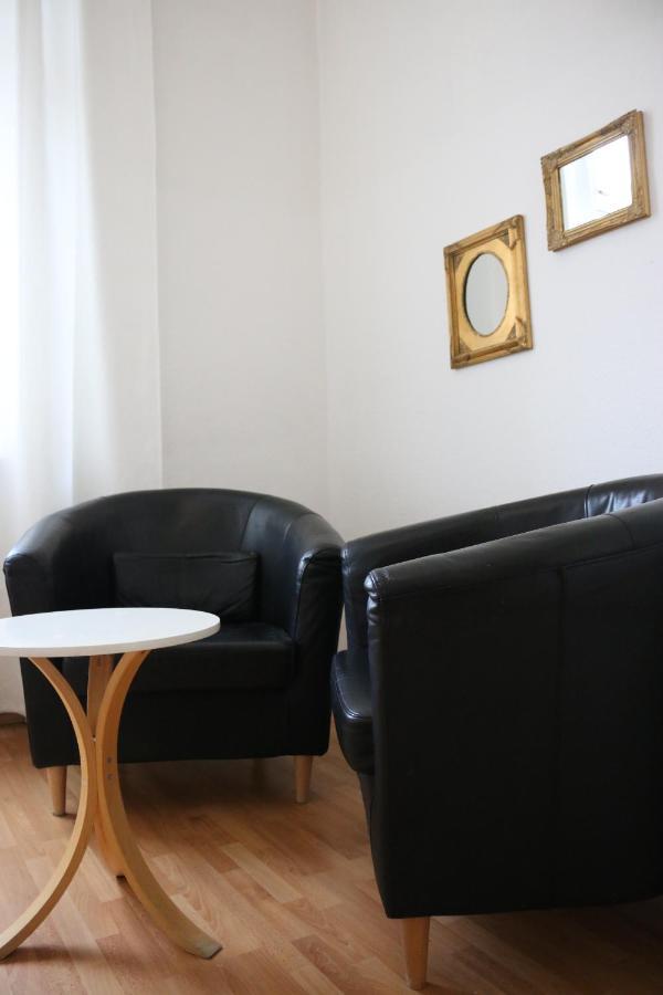 Moderne Studio Apartments Und 120Qm Wohnungen In Oberhausen, Ideal Fuer Geschaeftsreisende Und Monteure Oberhausen  Luaran gambar